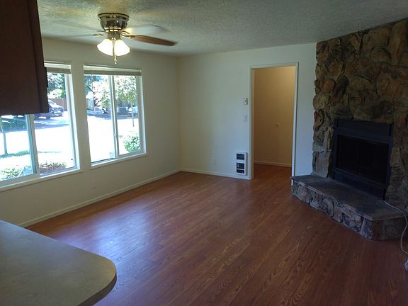 5th image of 15018 SE Greenpark St