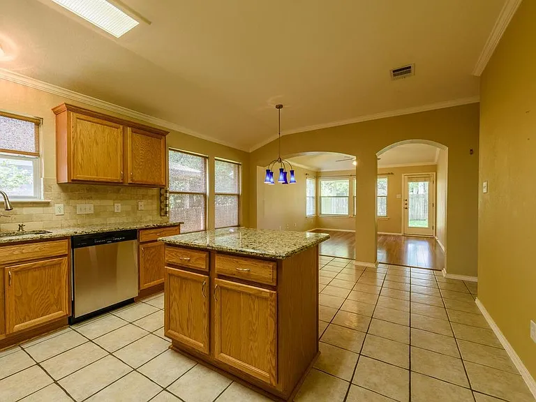 14616 Springs Edge Dr — Photo 7