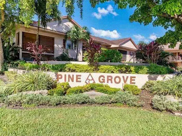 11213 SW 88th St #B-211, Miami, FL 33173