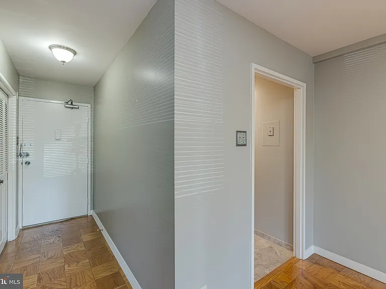 1200 N Nash St #260 — Photo 5