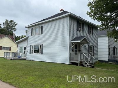 220 S 4th St, Crystal Falls, MI, 49920