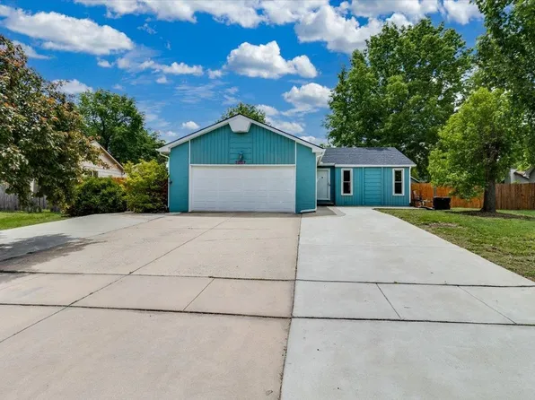 2007 N Wood Ct, Wichita, KS 67212