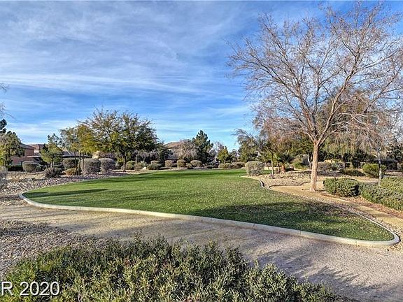 2nd image of 5055 El Castano Ave