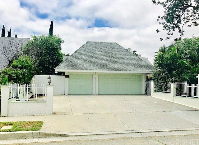 1st image of 8321 Capistrano Ave