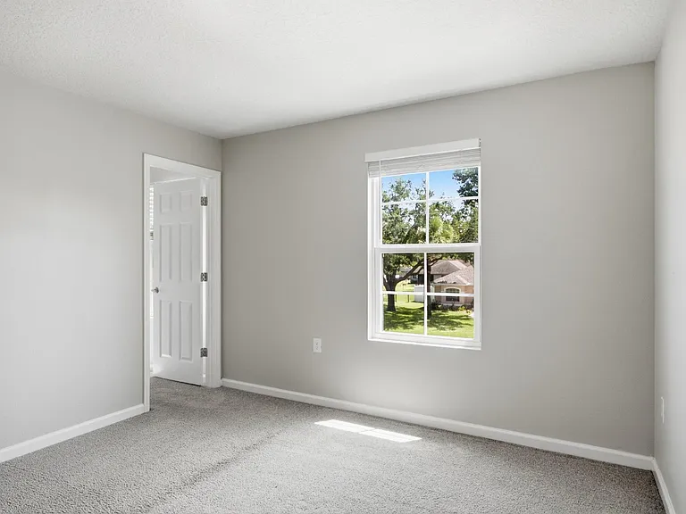 64 Foxhall Ln — Photo 22