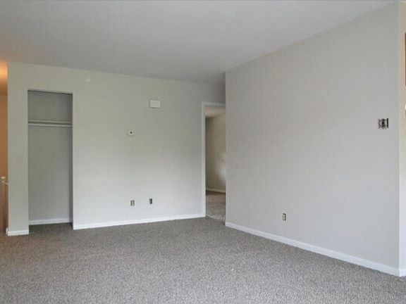 4th image of 357 N Broad St APT 2