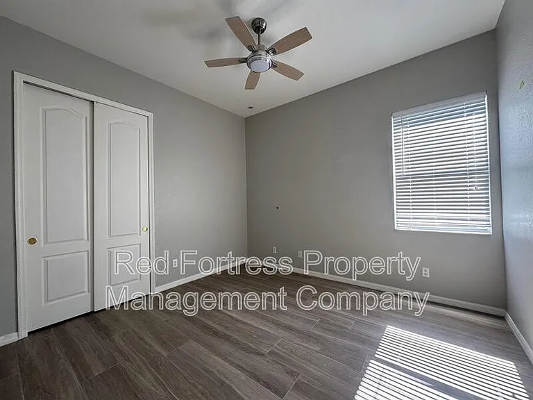 2531 Sawgrass Lake Ct — Photo 15