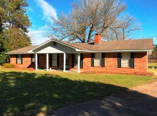 20016 Dill Rd, Pheba, MS 39755