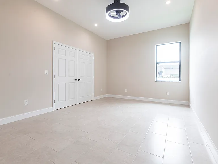 10295 Carolina St — Photo 6
