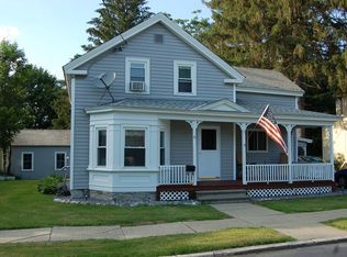 6 2nd St, Cambridge, NY 12816