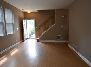 4000 Blackstone Dr, Aurora, IL 60504