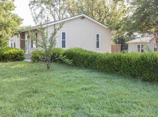 108 E South St, Goddard, KS 67052