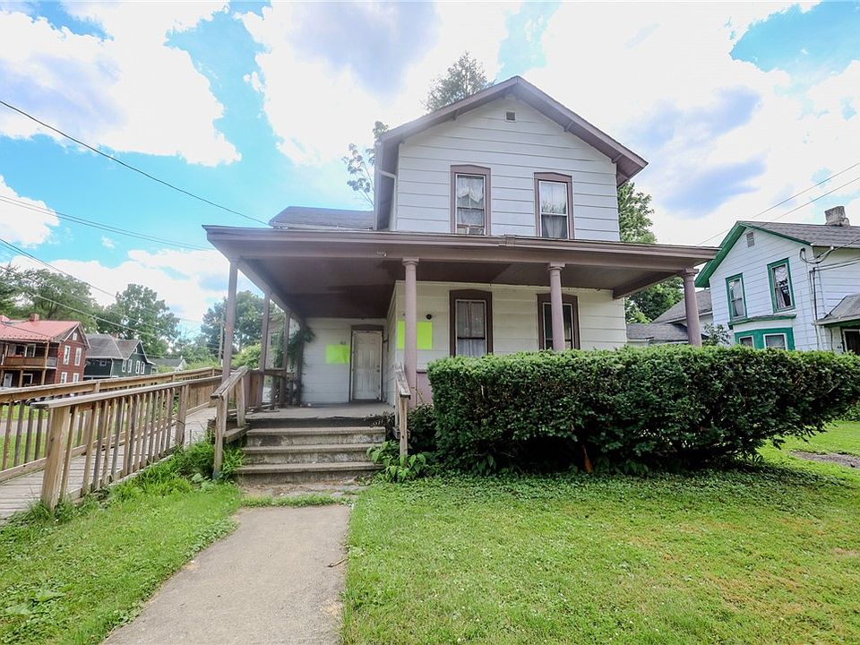 1st image of 468 Spaulding St