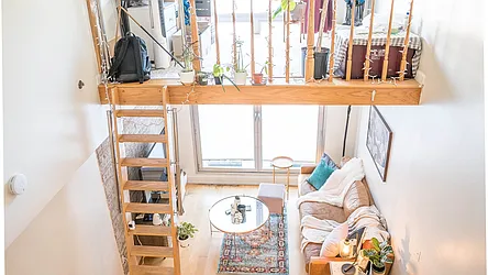 Rented by New York Casas Ltd.