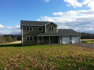 593 River Rd, Greene, ME 04236