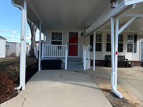 140 Jaymar Park Dr #184, Hendersonville, NC 28792