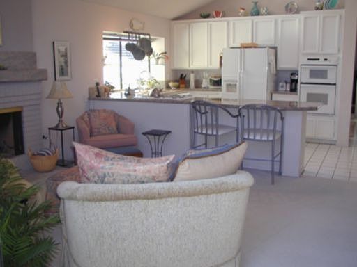 Fmly Rm/Kit View from Patio