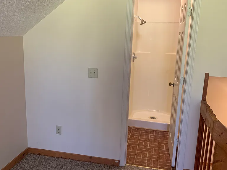 124 Winding Way — Photo 40