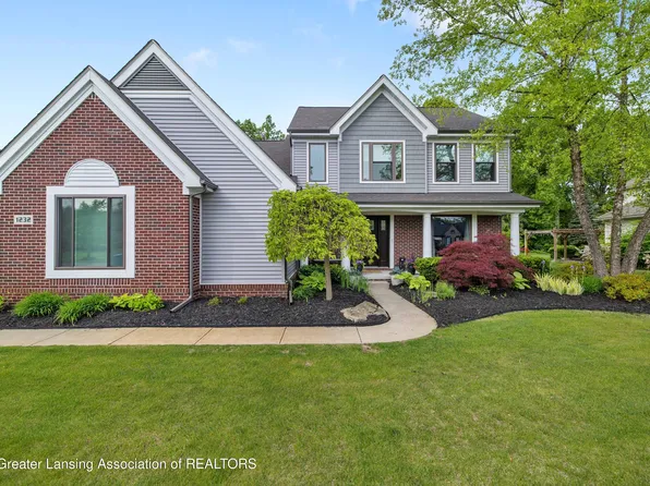 1232 Chemung Forest Dr, Howell, MI 48843