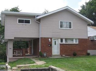 221 Kingston Dr, Pittsburgh, PA