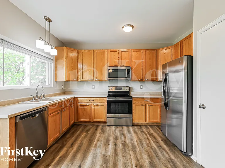 5135 Nighthawk Pkwy — Photo 7