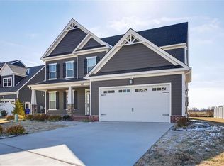 1013 Strawberry Ct, Suffolk, VA 23435