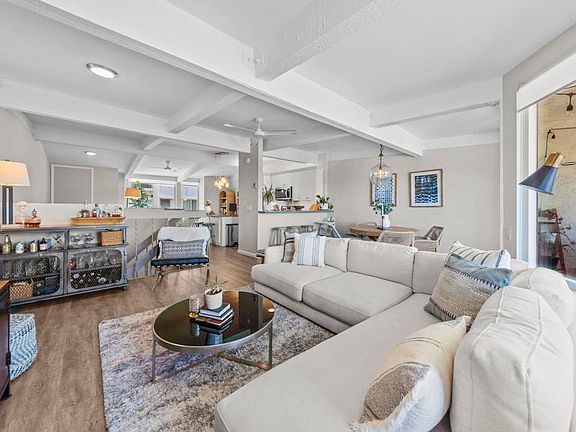4th image of 2335 Caringa Way Unit 18