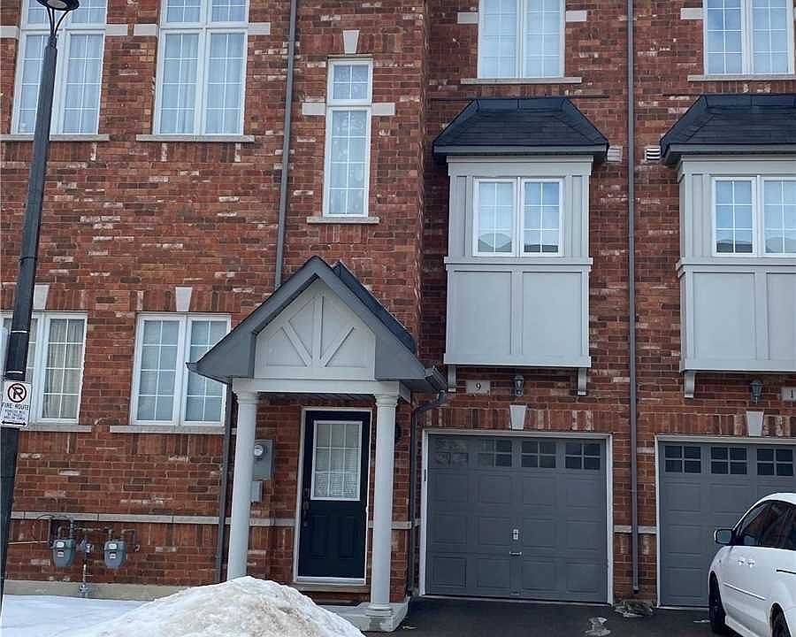 2nd image of 15 Old Colony Rd Unit 9