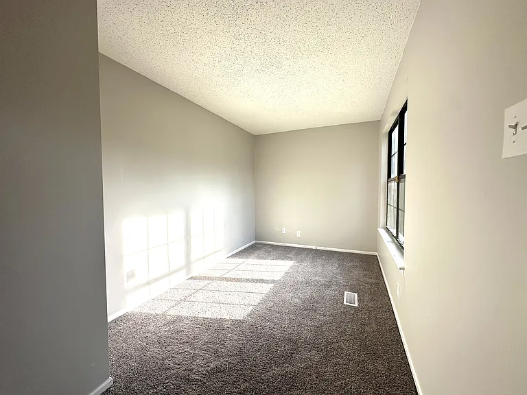 10063 Northgate Dr — Photo 20