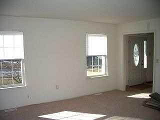 2nd image of 41 Fantail Ct