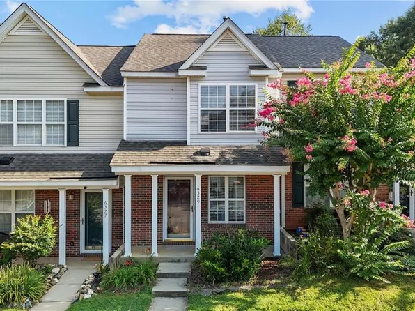 6329 Inkberry Dr, Whitsett, NC 27377