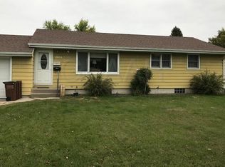 1800 River Rd NW, East Grand Forks, MN 56721