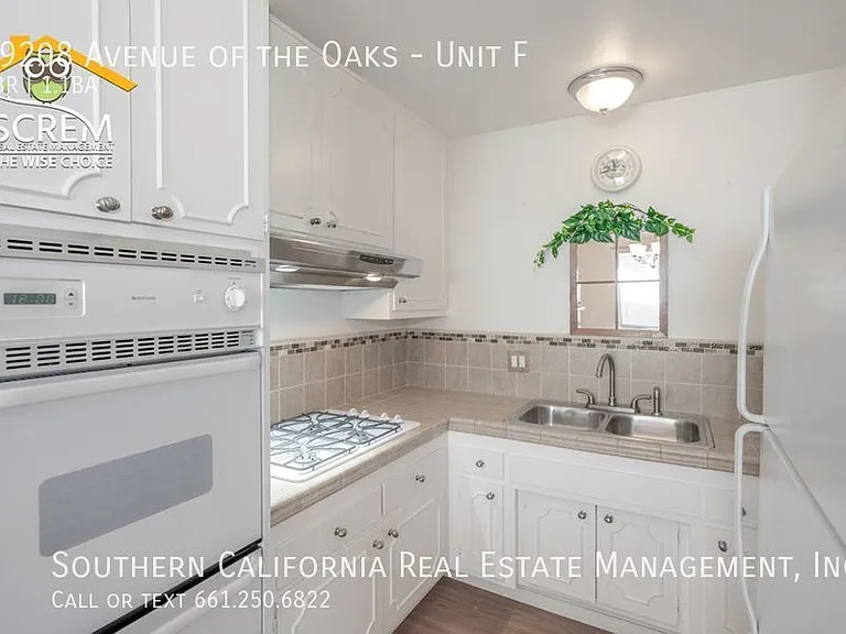 19208 Avenue Of The Oaks #F — Photo 7