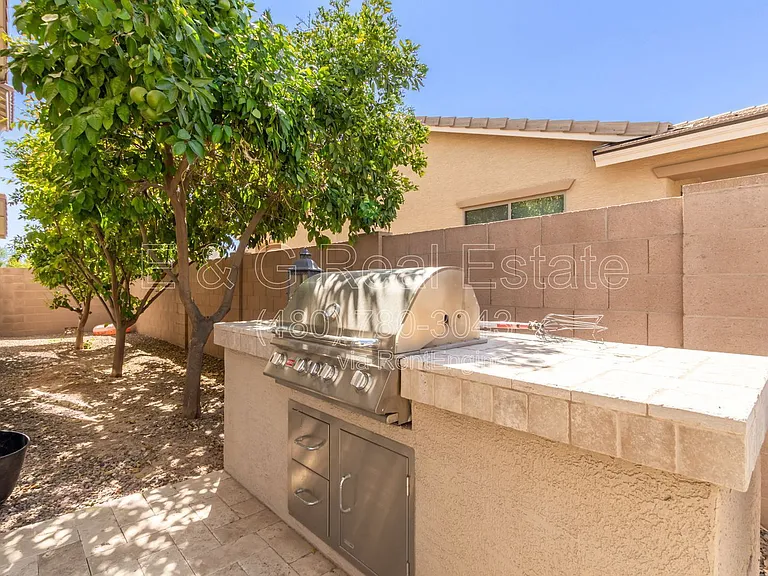 622 W San Carlos Way — Photo 32