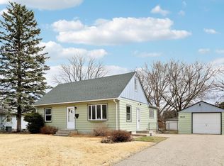 5848 Pennsylvania Ave N, Crystal, MN 55428