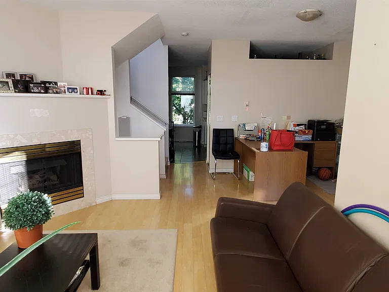 12331 McNeely Dr #ROOMS IN SHARED — Photo 21
