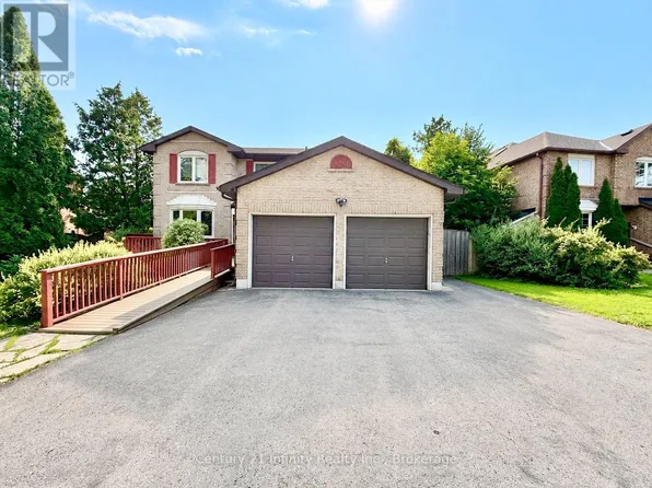 384 Leslie St, Whitby, ON L1N 7H2