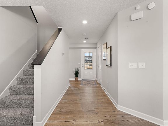 3rd image of 2135 Bay Dr