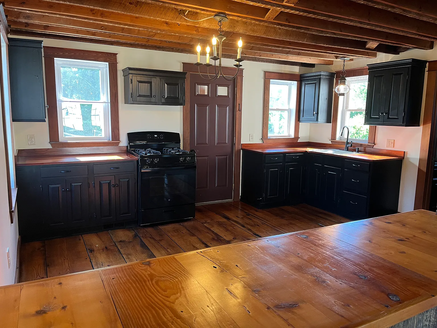 2 bed, 1131 sqft, $2,000 — Photo 3