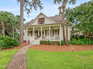 110 Coosaw Club Dr, Beaufort, SC 29907
