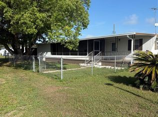 6343 Ohio St, Zephyrhills, FL 33542