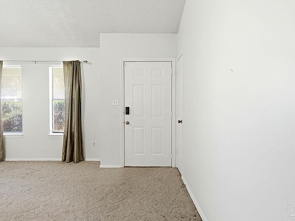 5th image of 7712 Deborah Dr
