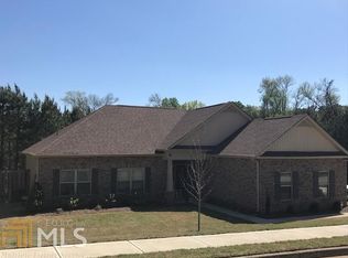 875 Crescent Ln, Griffin, GA