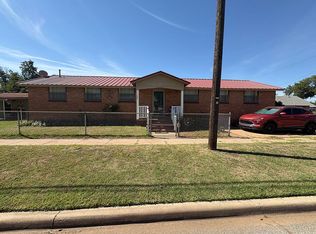 123 E Main St, Tipton, OK 73570