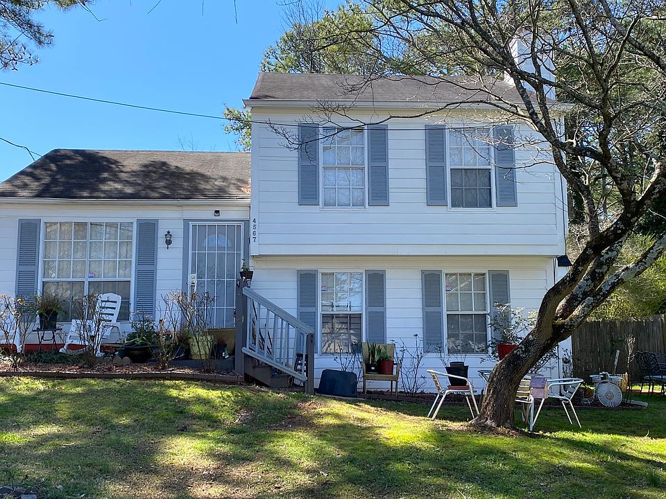 2nd image of 4567 Garden Hills Dr