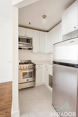 Rented by Mirador Real Estate | media 4