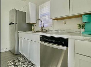 812 W East St, Belleville, IL