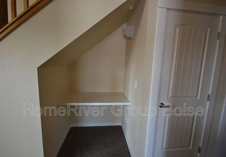 9219 W Brogan Dr — Photo 7
