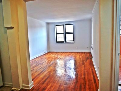 9725 64th Ave APT F8, Rego Park, NY, 11374