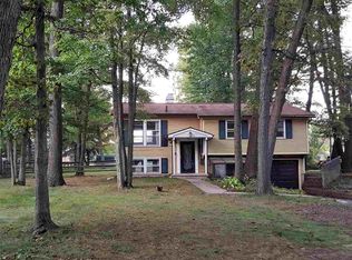 4956 Smith Rd, Ottawa Lake, MI 49267